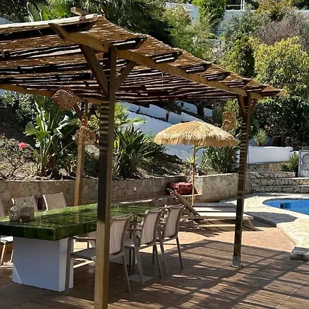 Jina Tatil Evi *