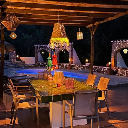 Tatil Evi Jina