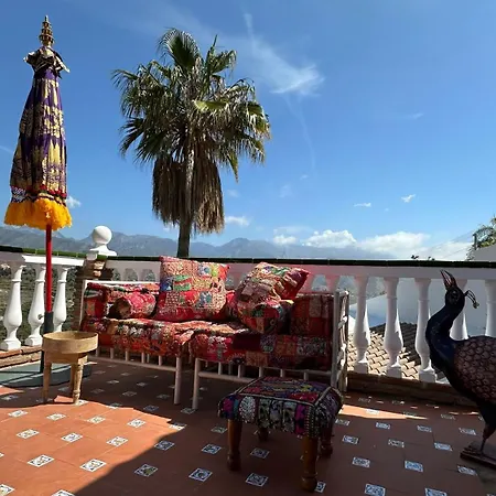 Jina Tatil Evi *